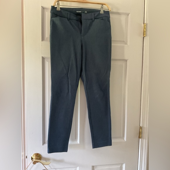 Old Navy Denim - Old Navy High-Rise Pixie Pants in Denim Blue